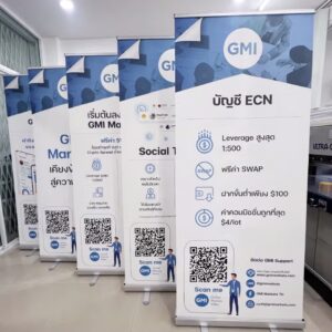 ป้ายโรลอัพรุ่นมาตรฐาน 85x200 ซม. สำหรับสถาบันการเงินและธนาคาร งานพิมพ์ดีไซน์มืออาชีพ ฐานอลูมิเนียมตั้งมั่นคงน่าเชื่อถือ