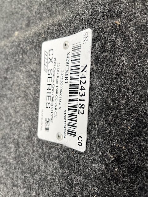 NEW 19+ RAM 1500 NEW BODY 76" COLOR:PDN CERAMIC GRAY N4243182 - Image 11