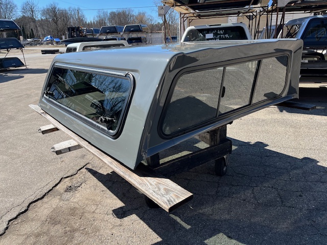 NEW 19+ RAM 1500 NEW BODY 76" COLOR:PDN CERAMIC GRAY N4243182 - Image 3