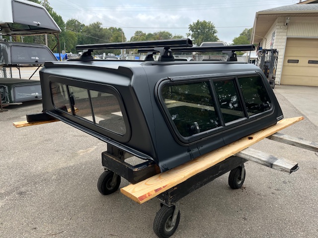 NEW 24-C TACOMA 5' TRUCK CAP PNT CODE: MATTE BLACK - Image 6