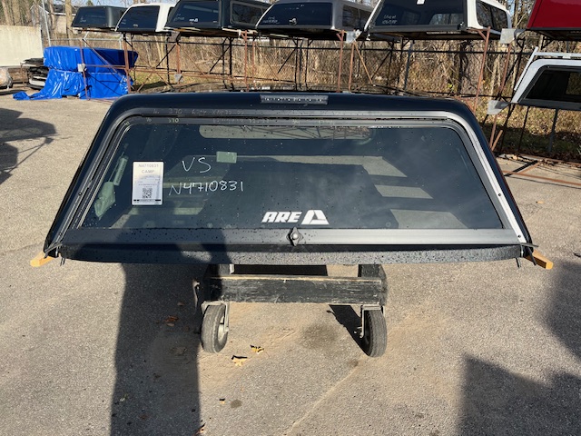 NEW 20+ CHEVY HD 82.2" COLOR:41 BLACK N4710831 - Image 9