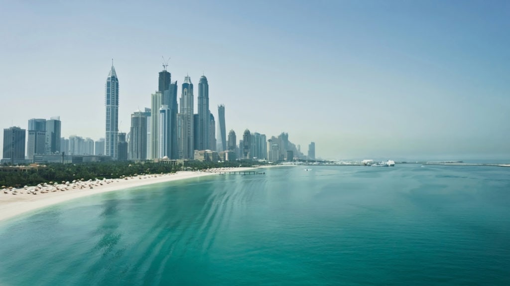 An welchem Meer liegt Dubai