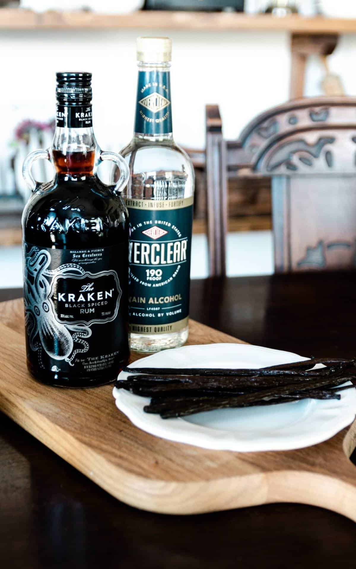 Homemade Spiced Rum Vanilla Extract — Capturing Wonderland