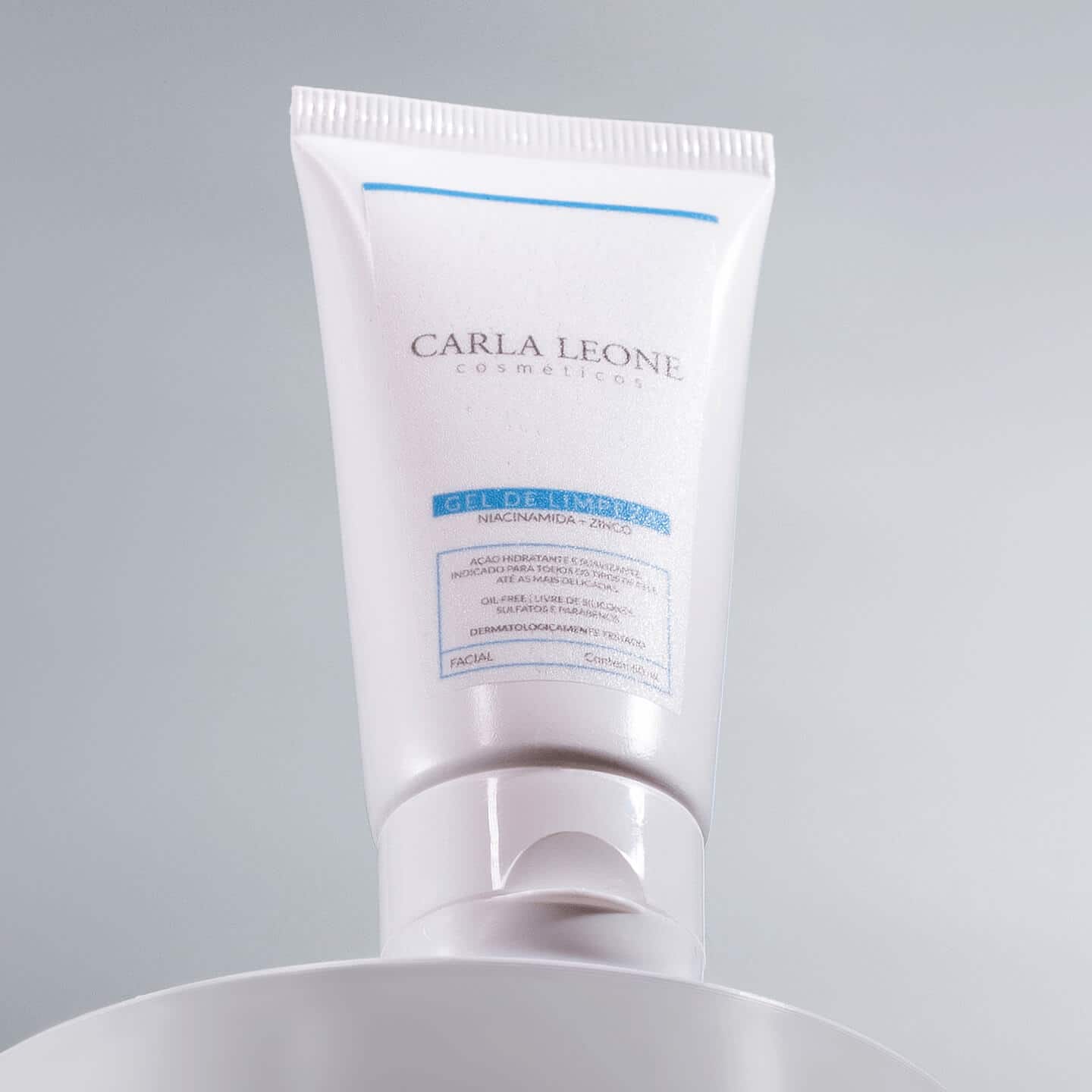 gel-de-limpeza-facial-Carla-Leone-60-mL_02