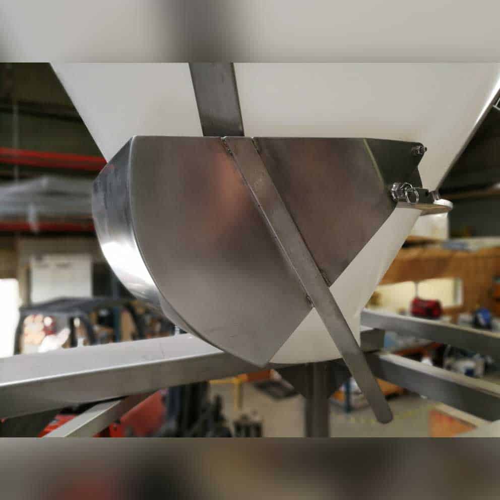 Discharge Swing Valve