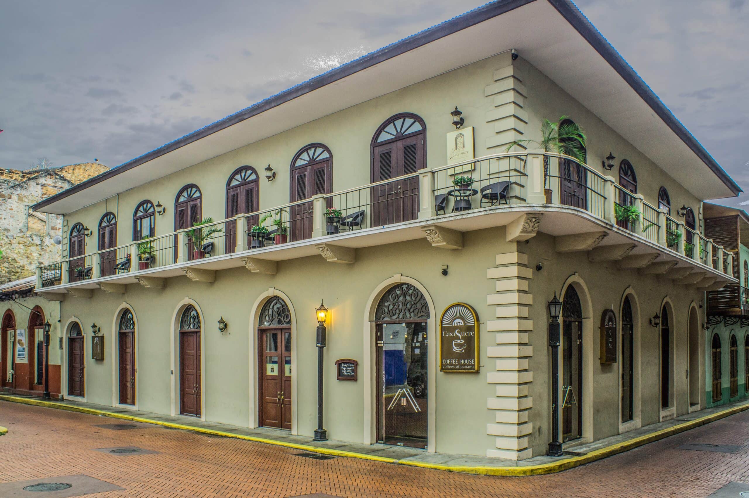 Casa Sucre Café in Casco Viejo, Panama, serving coffee, breakfast, and artisan sandwiches in a historic 1873 building
