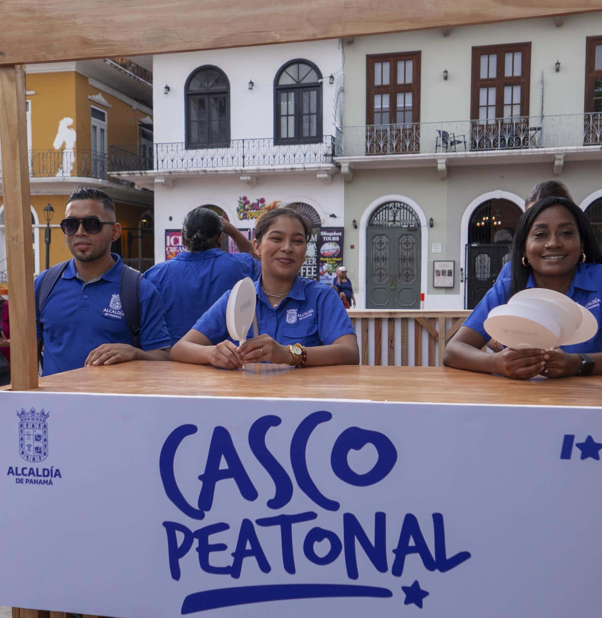 Staff from Alcaldía de Panamá at Casco Peatonal event in Casco Viejo’s Third Sunday festivities