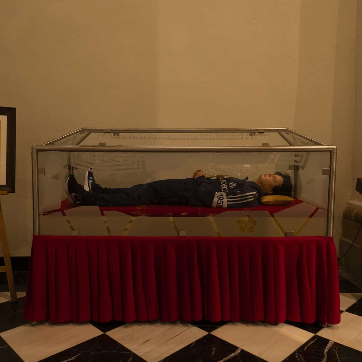 Relic of Blessed Carlo Acutis displayed in a glass reliquary inside the Metropolitan Cathedral of Panama in Casco Viejo.