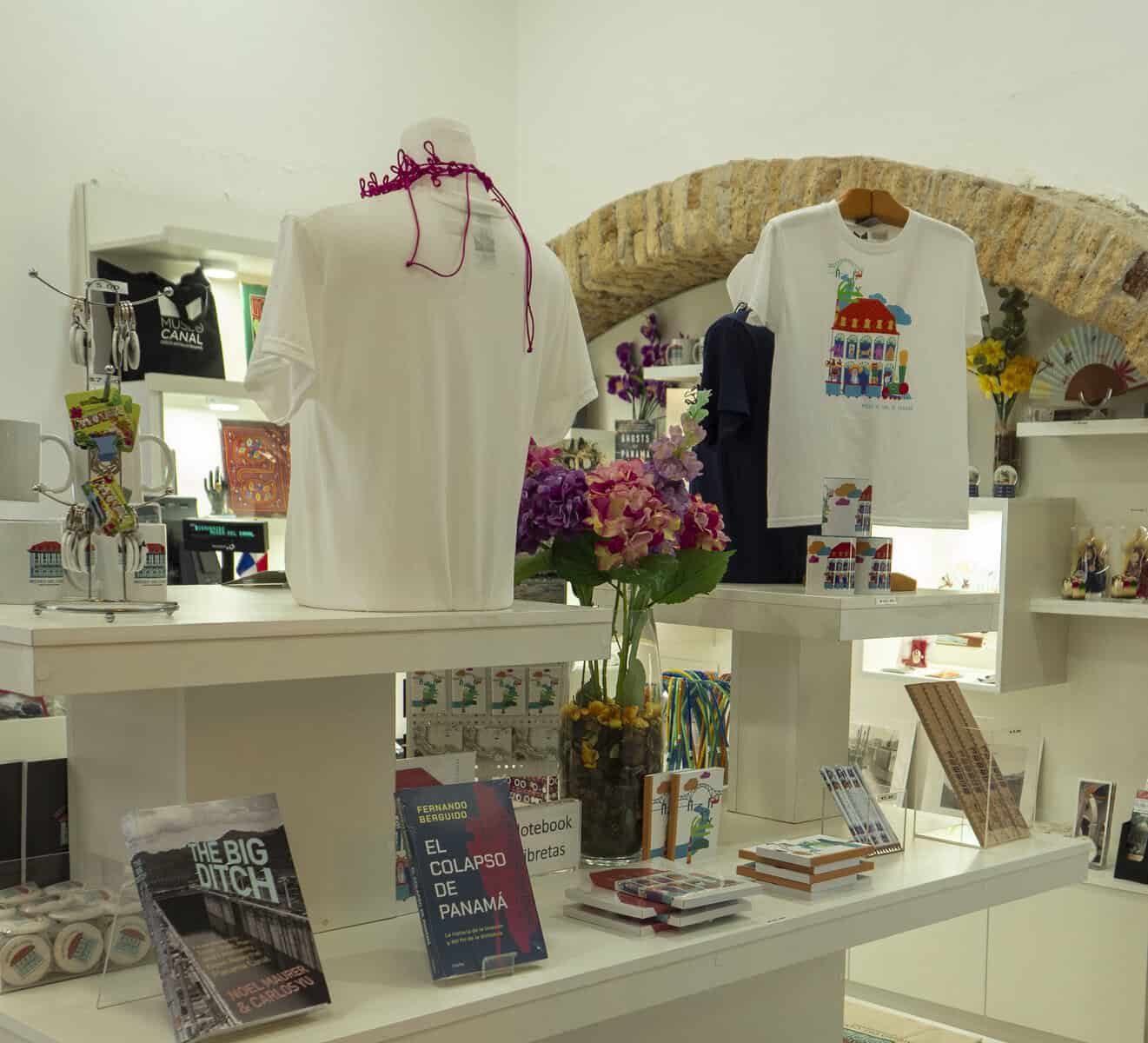 Gift Shop – Panama Canal Museum Casco Viejo