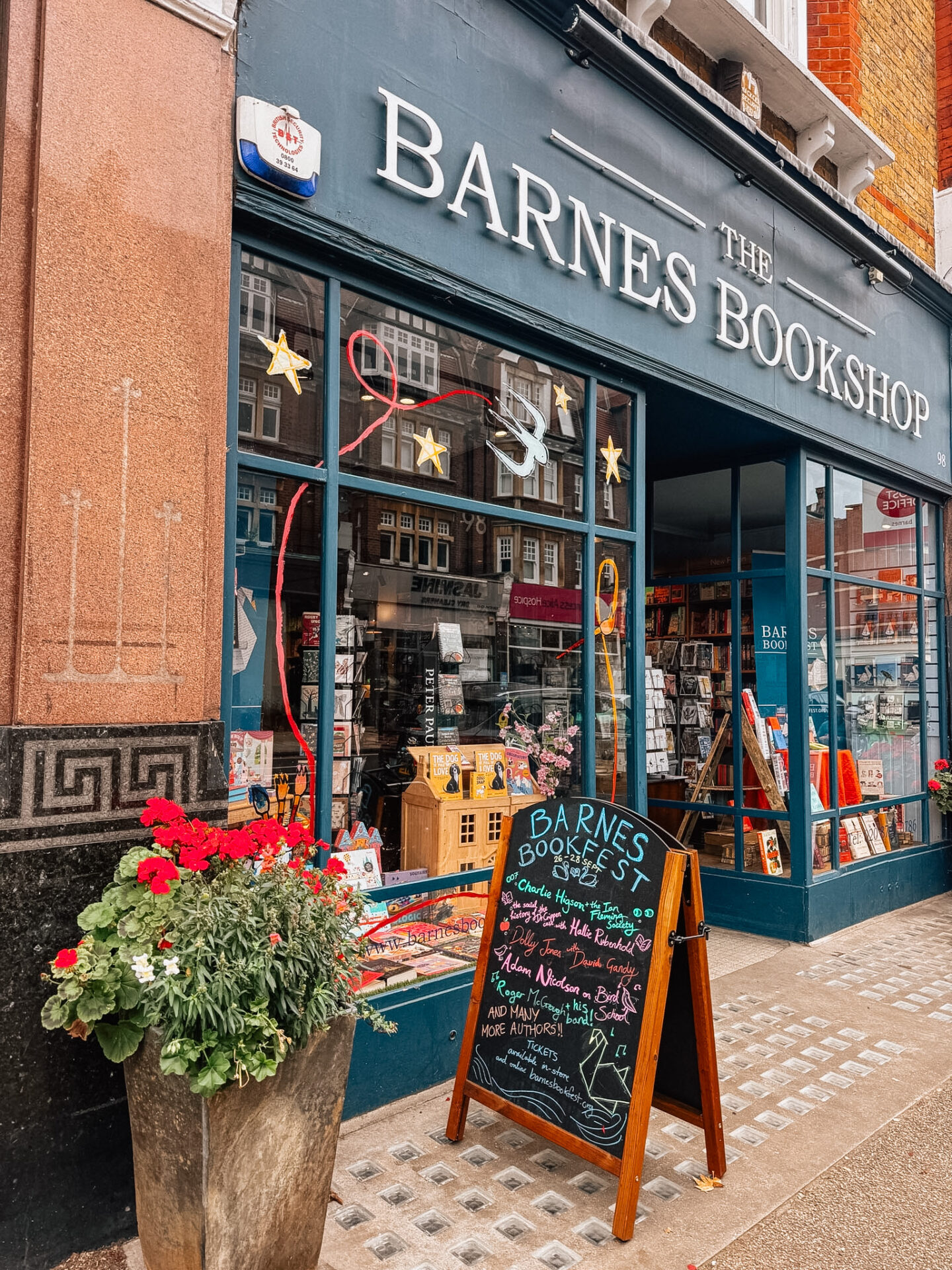 10 Best Things to Do in Barnes, London - Candace Abroad