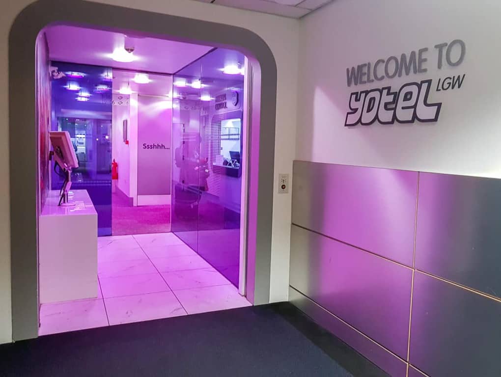 Reception YotelAir Gatwick