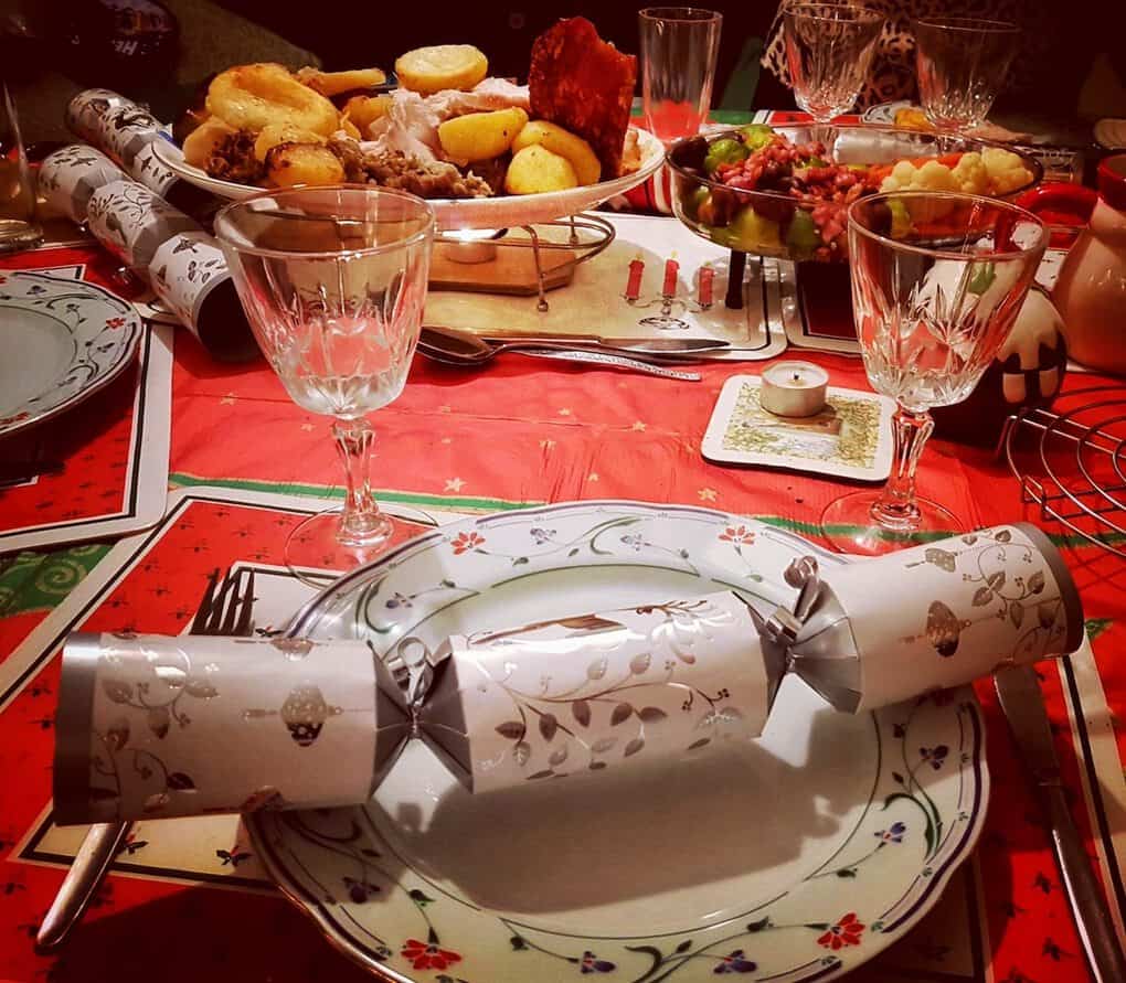 British Christmas Crackers traditions