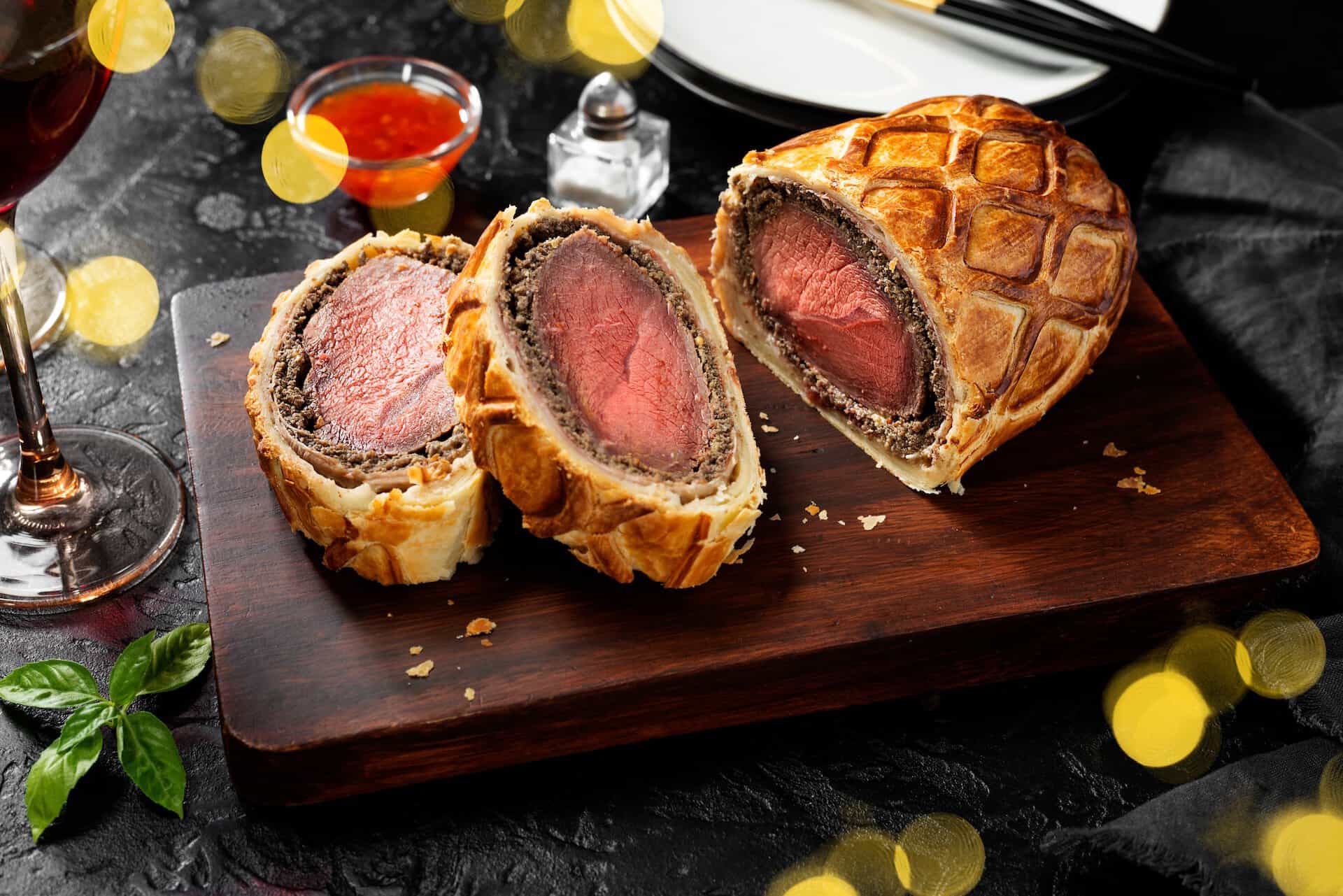 Wellington mit Fleisch im Blätterteig