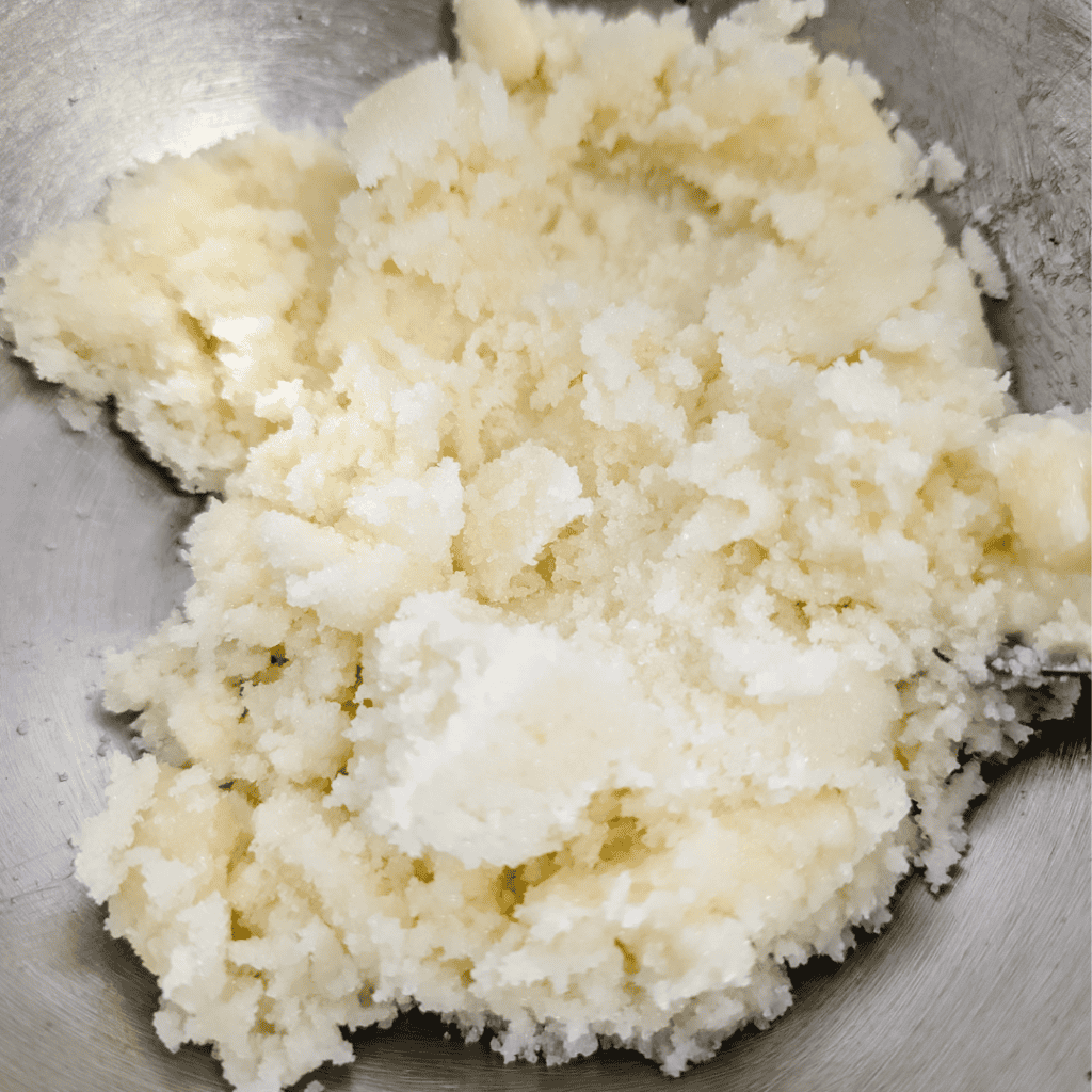 Blueberry lemon crumble filling for vintage dessert squares.