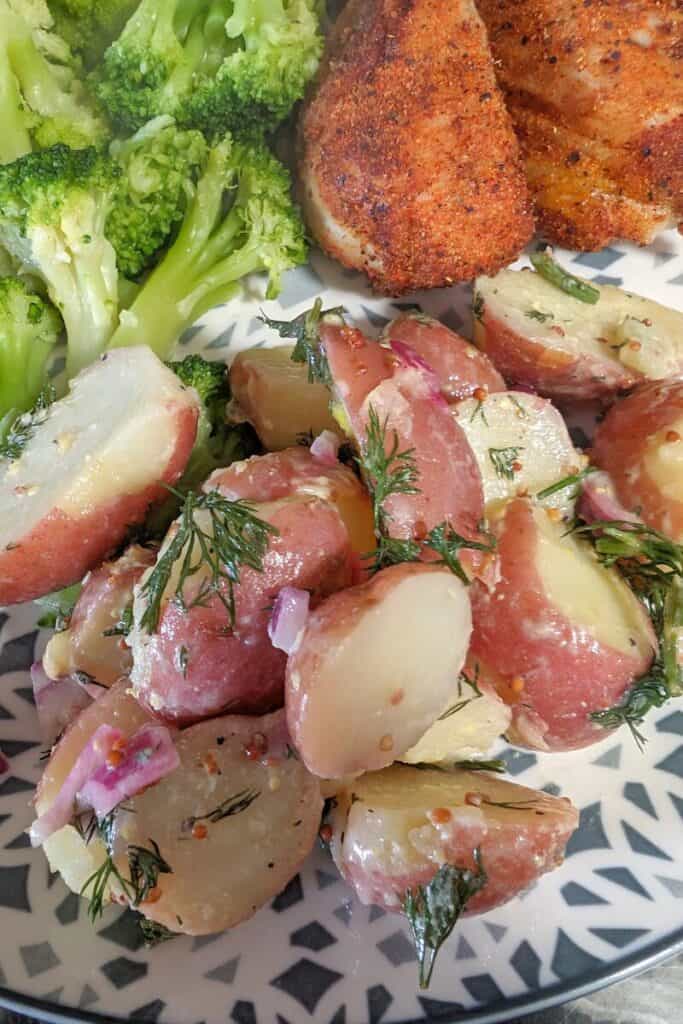 dillweed potato salad baked chicken drums steamed broccoli
