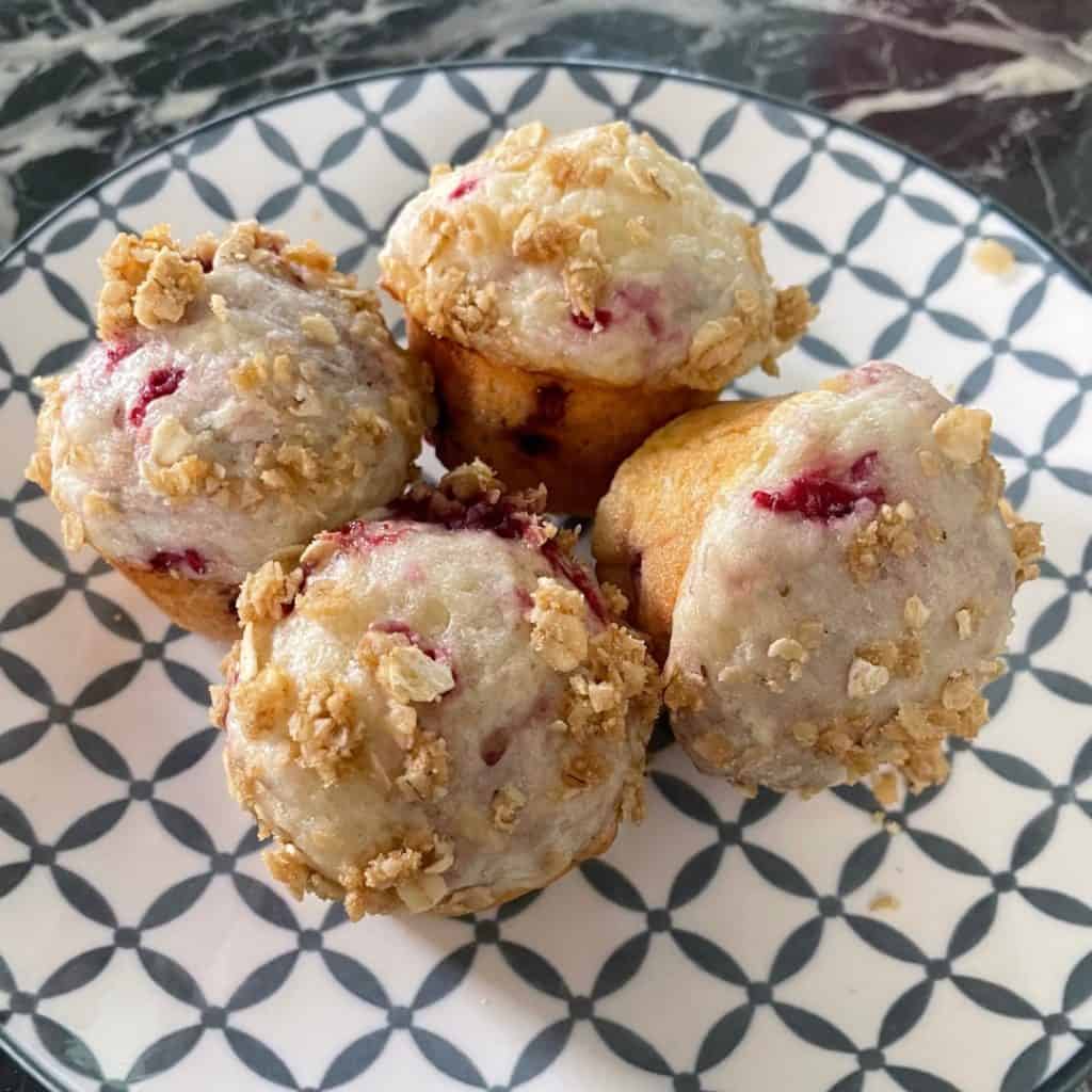 mini fluffy raspberry muffins with oat streusel