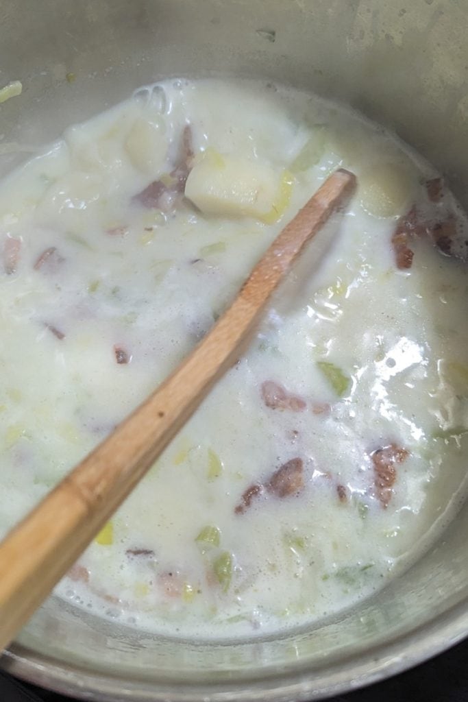stir bacon into potato leek soup