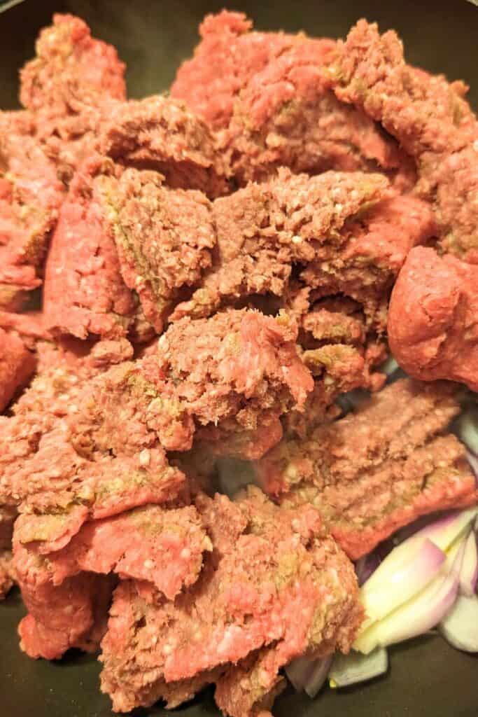 ground beef in frying pan