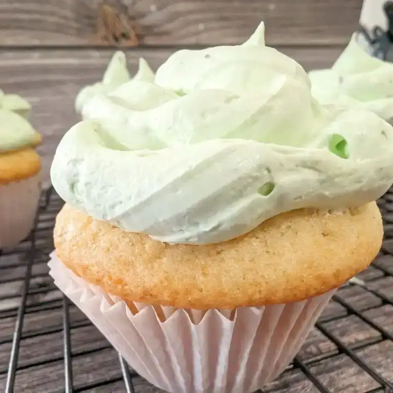 How To Make Flavored Cool Whip Frosting
