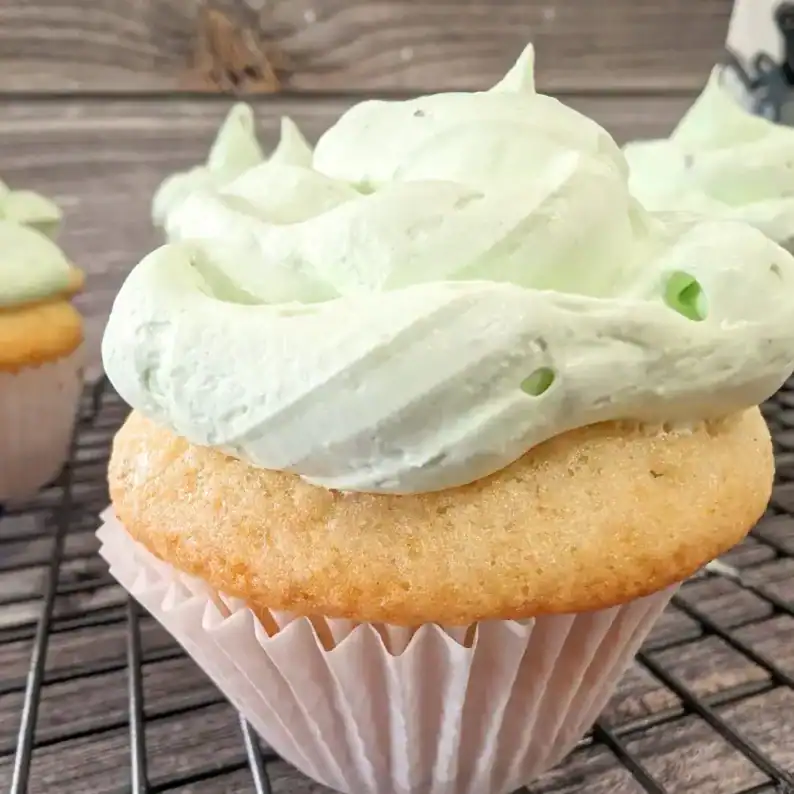 How To Make Flavored Cool Whip Frosting