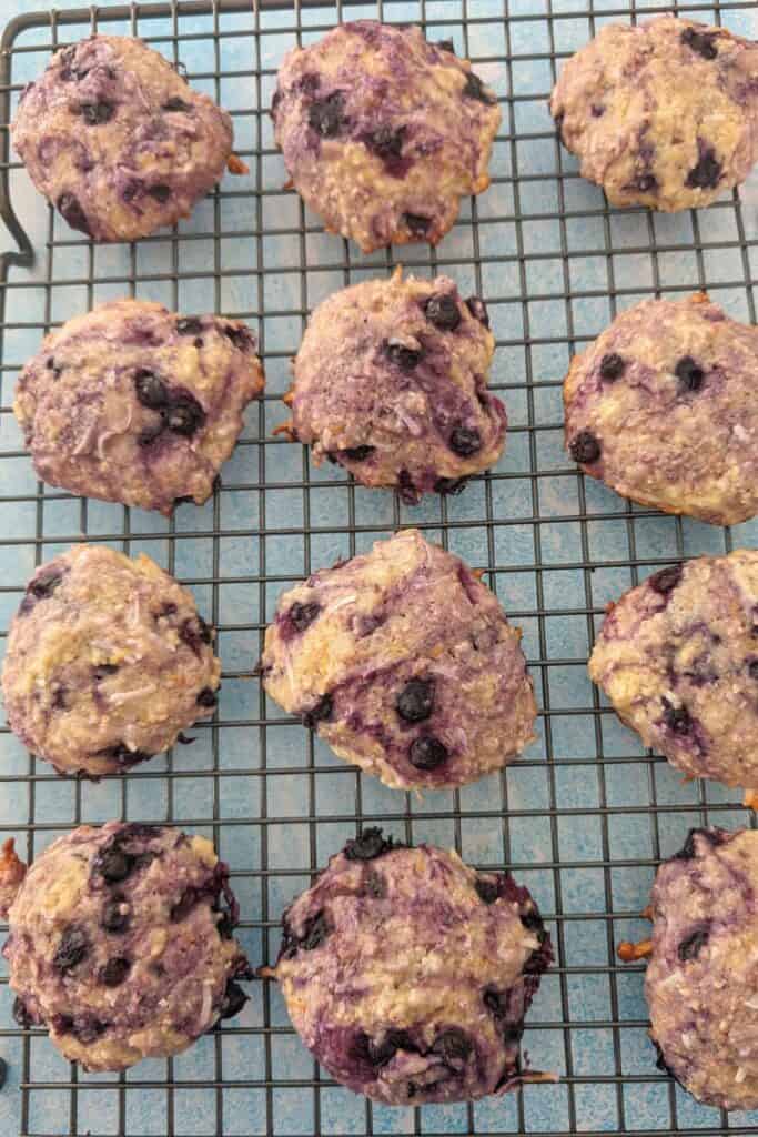 cookies on cooling rack