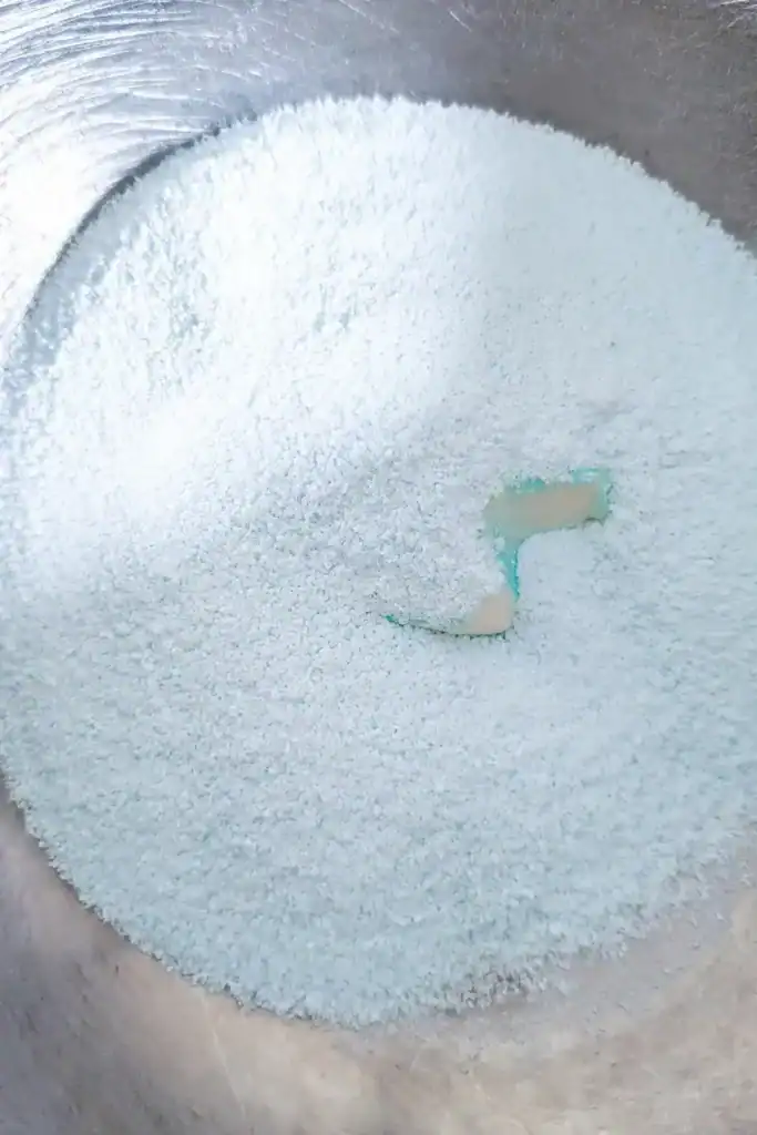 adding koolaid powder to cream cheese