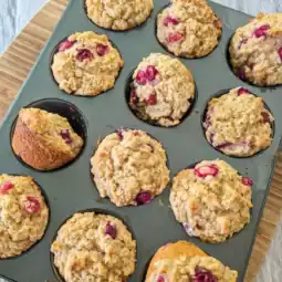 fluffy oatmeal cranberry muffins with brown sugar