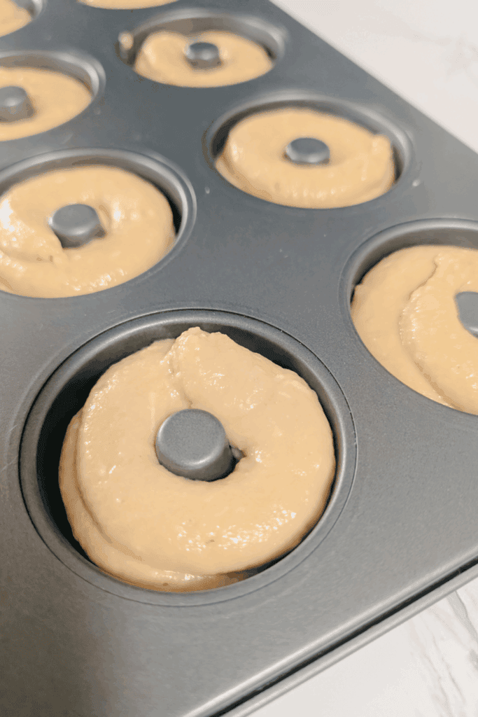 how high to fill donut pan