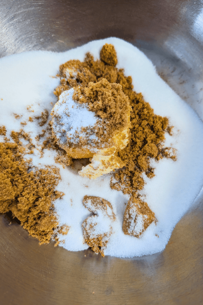 Delicious chewy oatmeal cookies infused with warm spices and topped with black sesame seeds. Perfect.