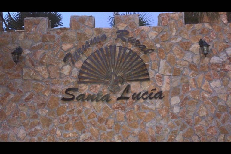 Cerrajería Osfran ofrece servicios profesionales de cerrajería en Santa Lucía, con atención rápida y confiable.