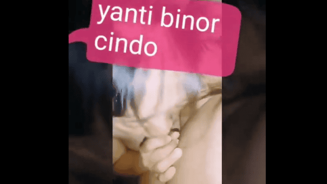 janda muda yang cantik menikmati main bertiga di hotel