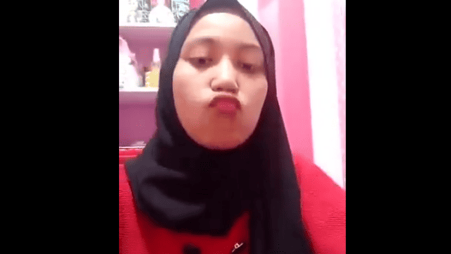 janda muda dan cantik merintih kesakitan di wiwik