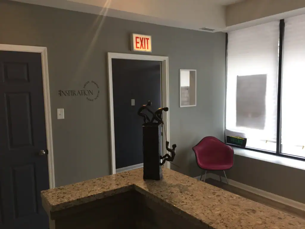 Carpenters Finish Classic Designs 05 - Commercial Construction