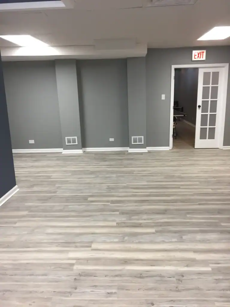 Carpenters Finish Classic Designs 05 - Commercial Construction