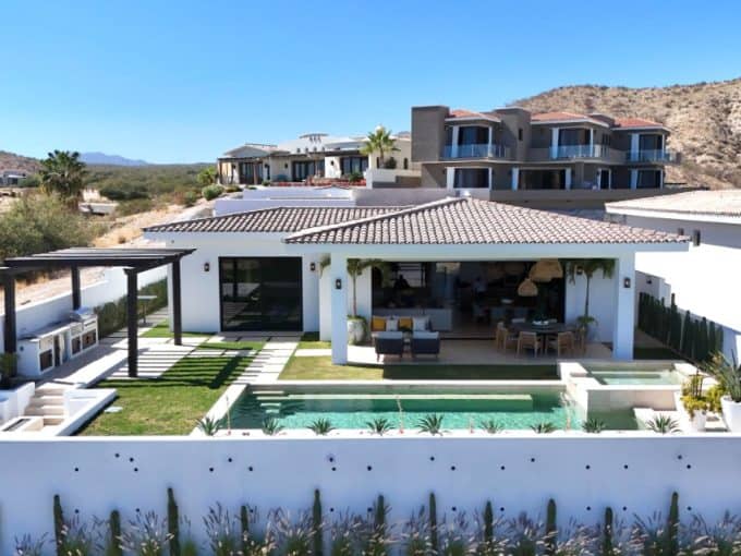Club Campestre Real Estate Modern Villa With Pool – Club Campestre Real Estate