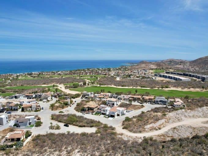 Club Campestre Coastal View With Villas And Golf Course In San José Del Cabo.