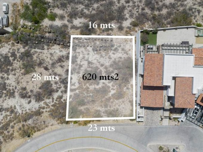 Club Campestre Lot With 620 M², Near Golf Course And Ocean Views In San José Del Cabo.