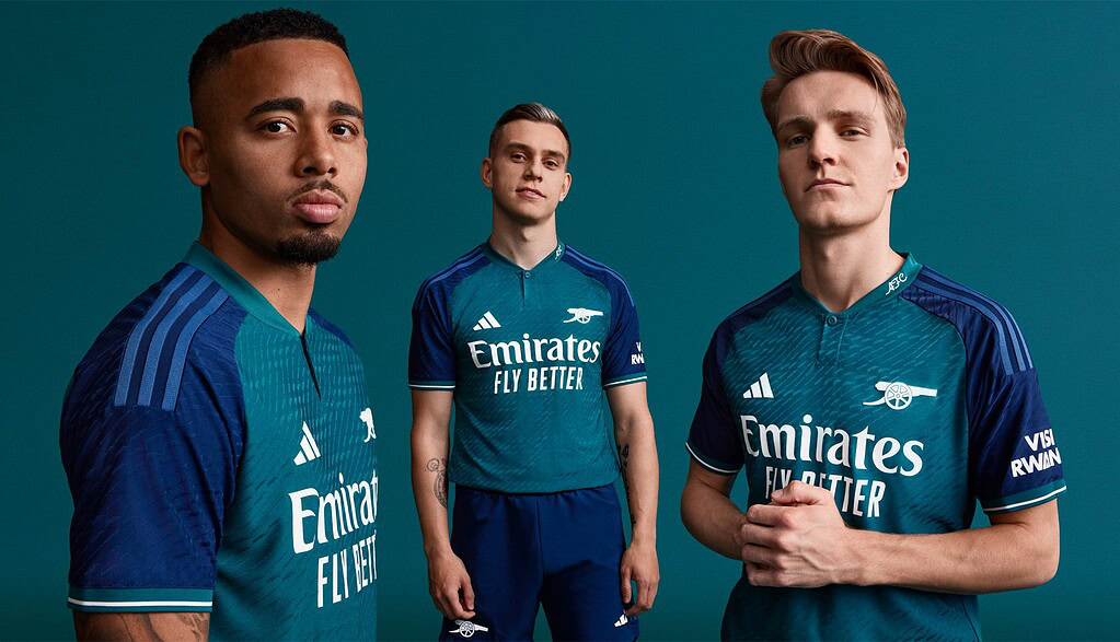 Camisetas de fútbol Arsenal, equipo profesional, ropa deportiva, moda deportiva, camisetas oficiales.