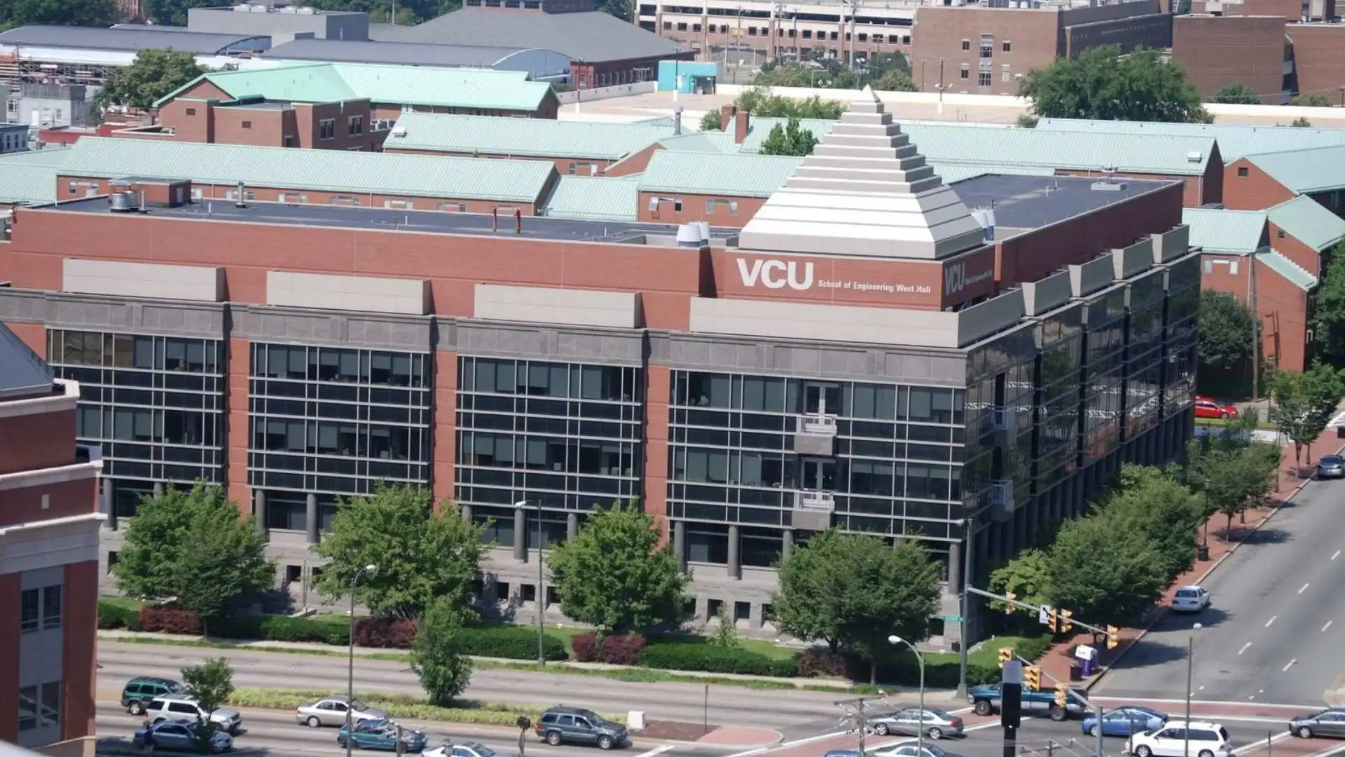  Credits:  https://w.wiki/AT5i  