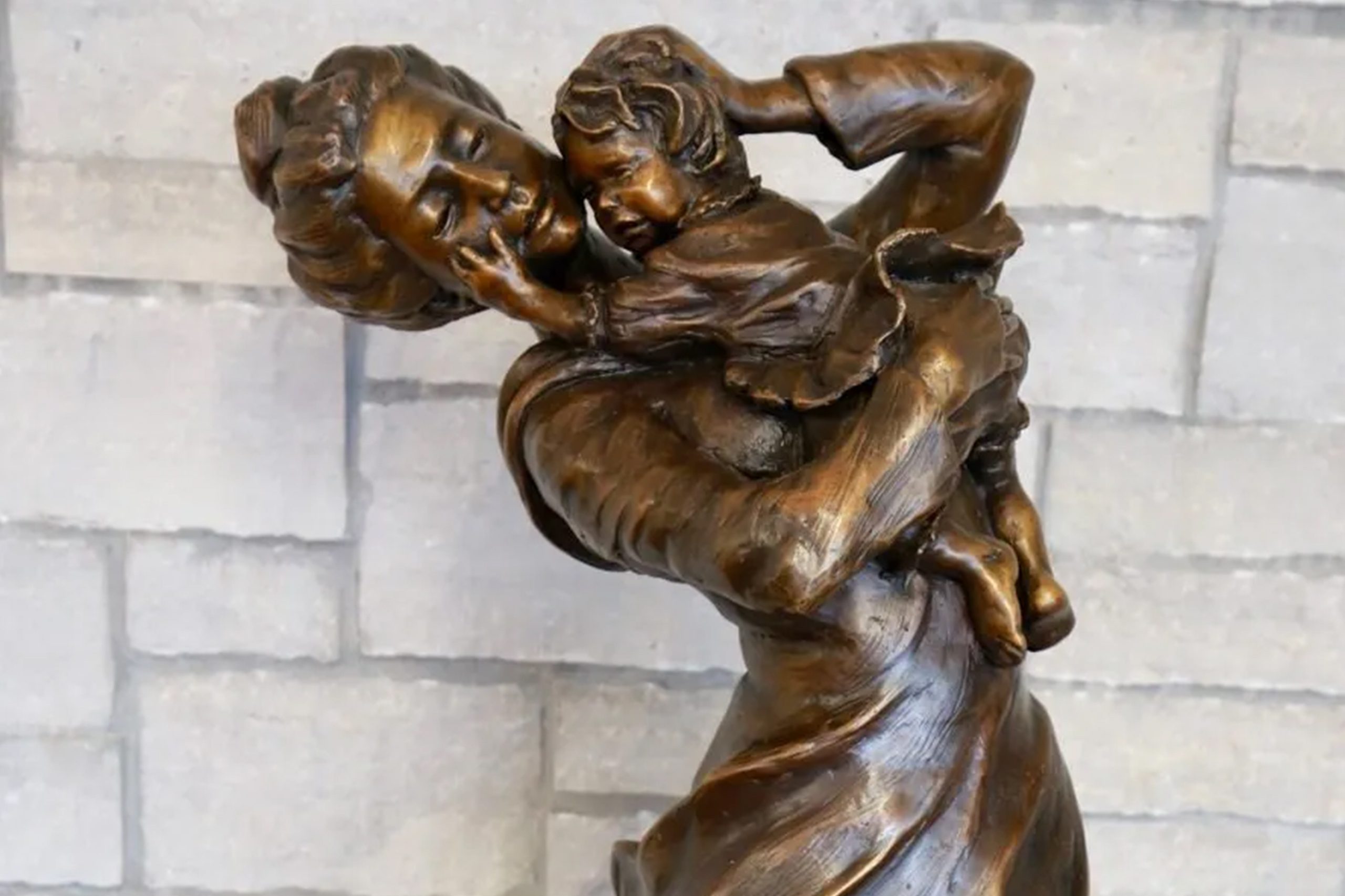 St. Anthony Hospital – Sculpture