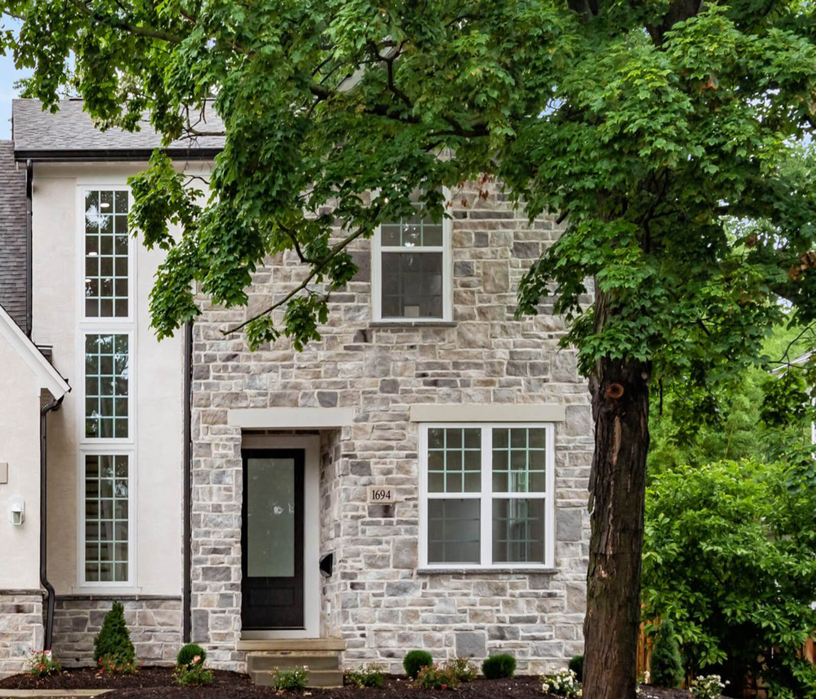 Custom Home Builders in South Upper Arlington