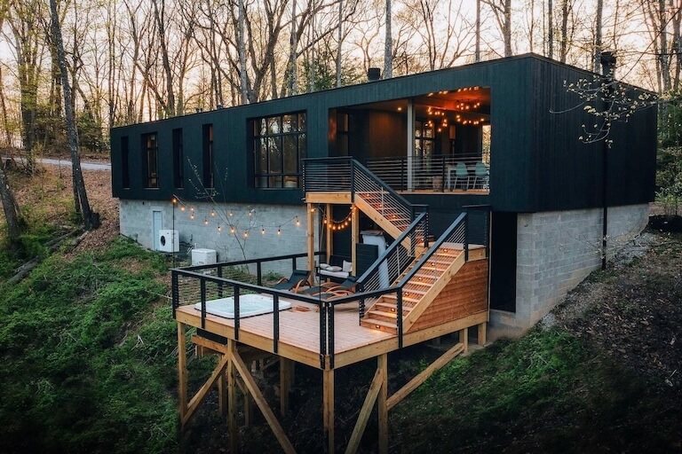 Luxury weekend getaway cabin in Hocking Hills, Ohio.