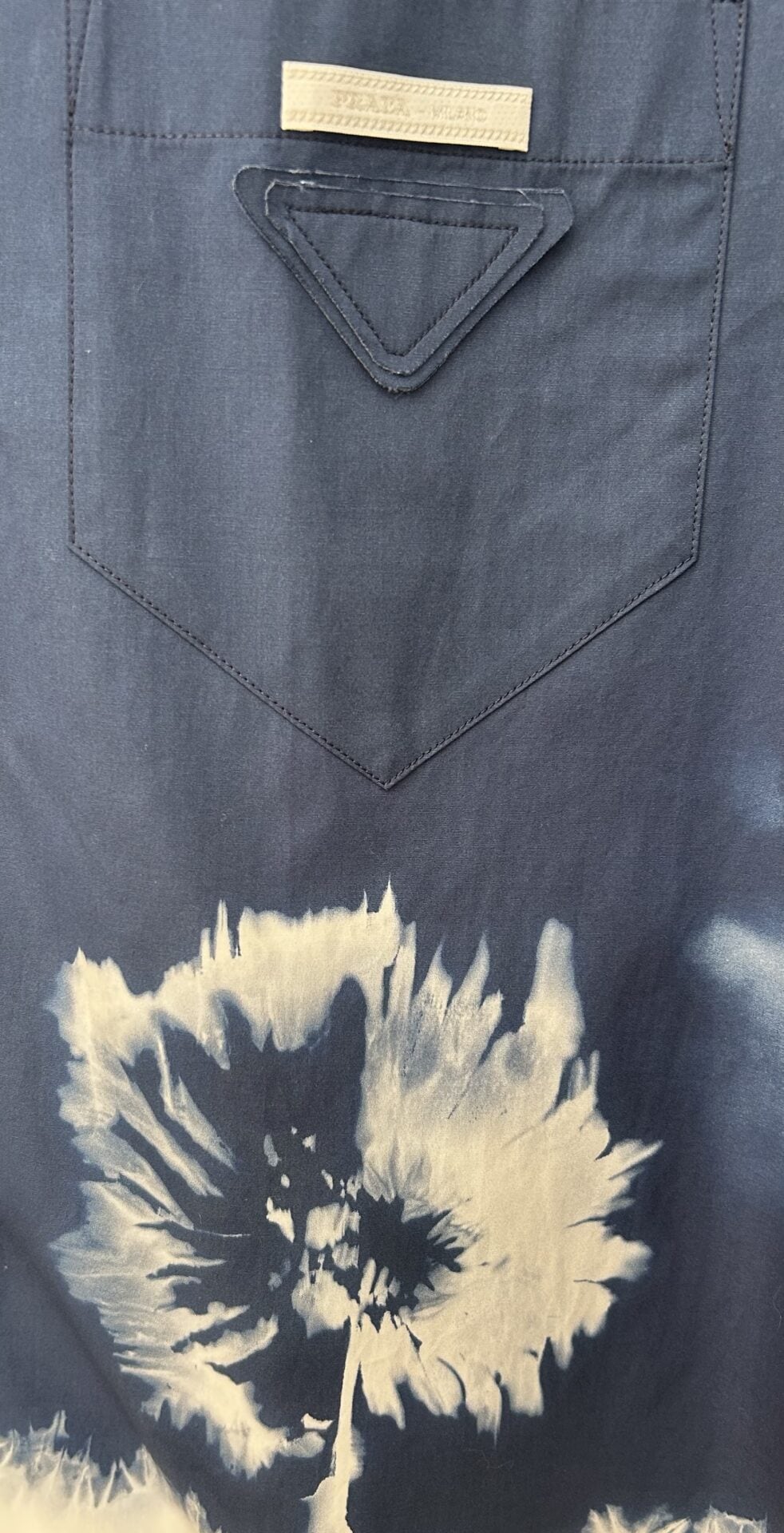 Chemise PRADA tie&dye, coupe Bowl collar – Image 4