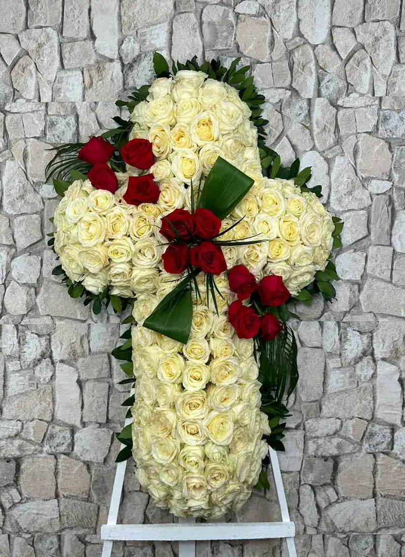 Cruz de rosas Llobregat