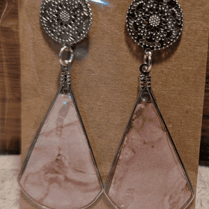 Elevate Your Style with Unique Artisan Earrings!