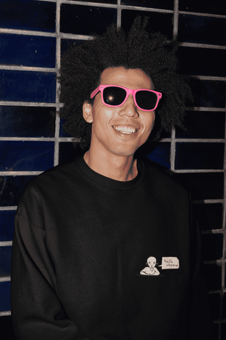 I-am-creative-black-mens-sweatshirt
