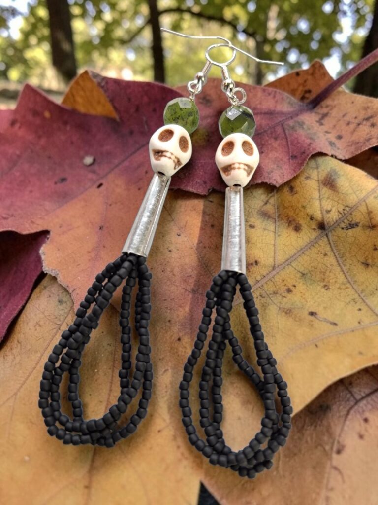 Skull dangle earrings