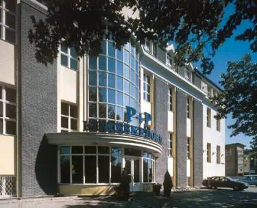 Raktár és áruátvétel: