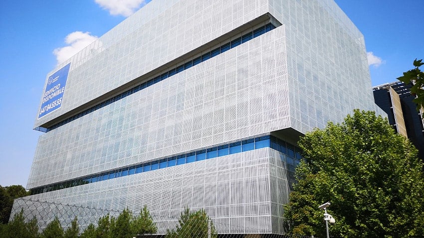 Office building converted into hotel in Madrid