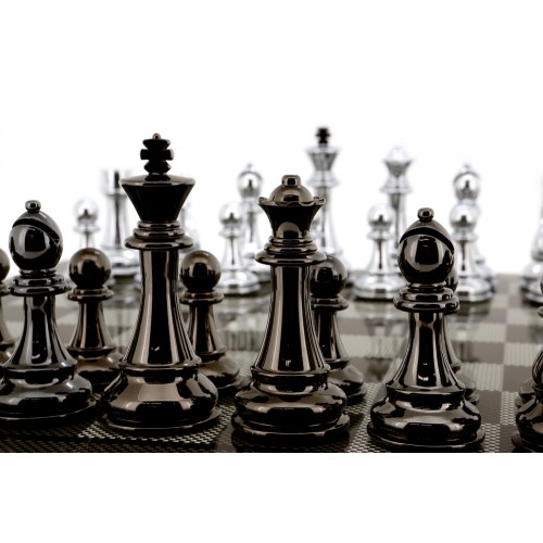 Dal Rossi Italy Silver/Titanium Chess Set on Carbon Fibre Shiny Finish Chess Box 20” with compartments - Image 2
